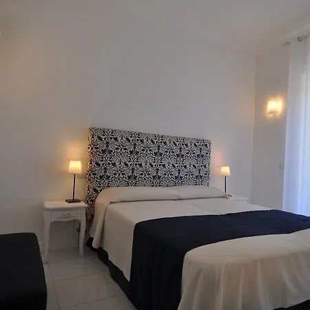Πανσιόν La Ginestra Amalfi Dreams 3*